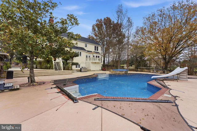 $1,339,000 | 15700 Trapshire Court, Waterford, VA 20197