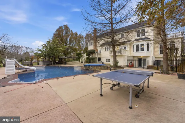 $1,339,000 | 15700 Trapshire Court, Waterford, VA 20197