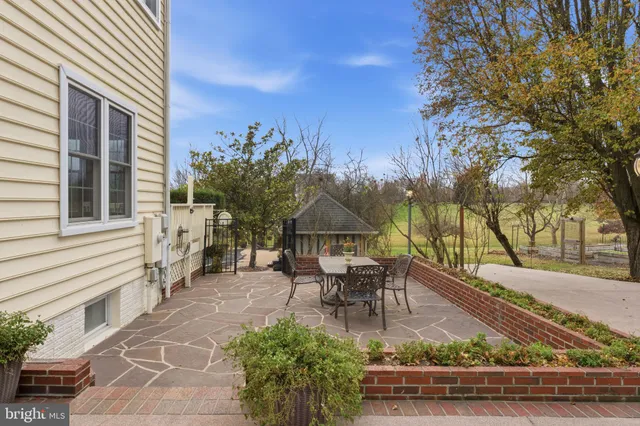 $1,339,000 | 15700 Trapshire Court, Waterford, VA 20197