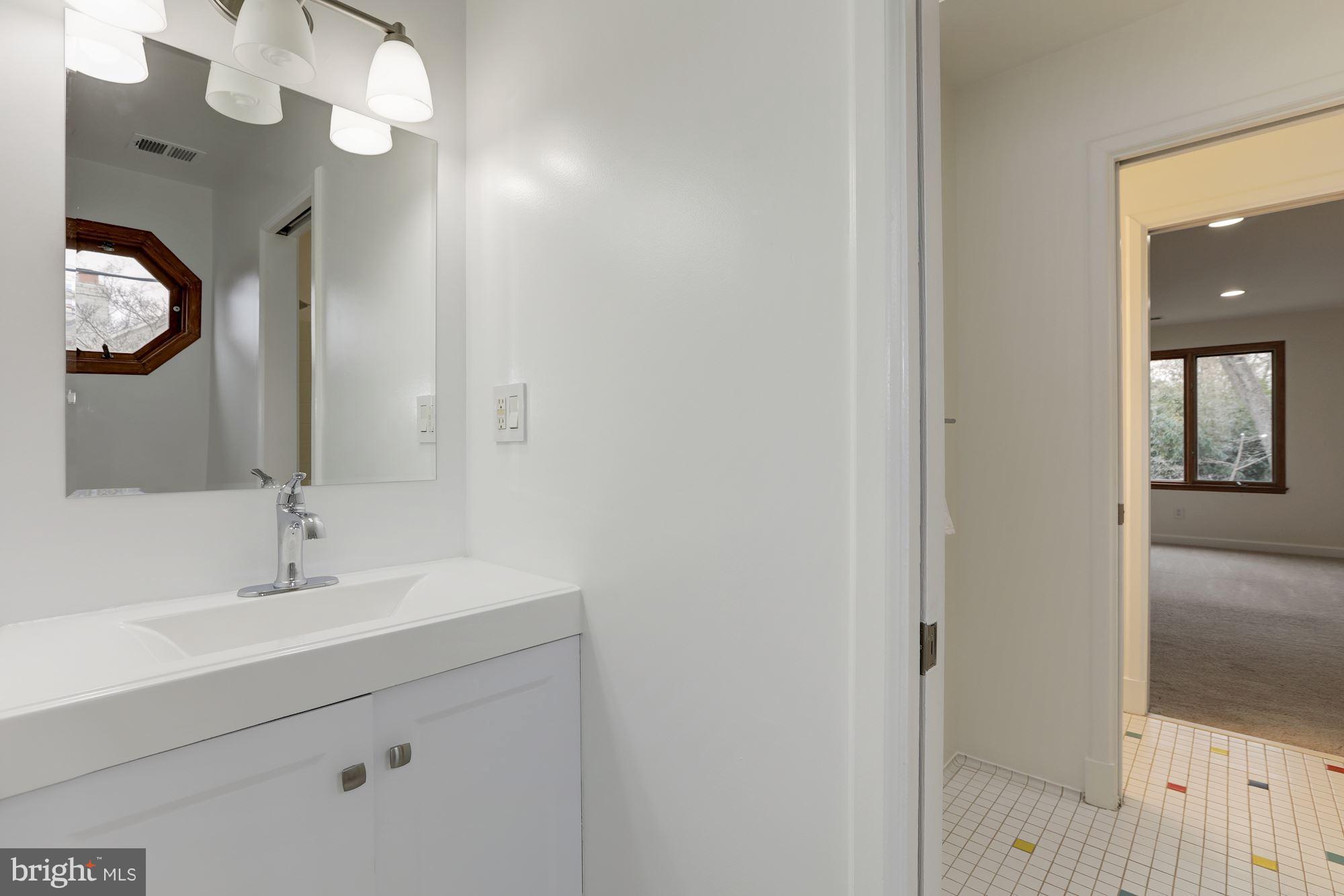 5826 Conway Road Bethesda, MD 20817 - Photo 22 of 30 Jack and Jill bathroom