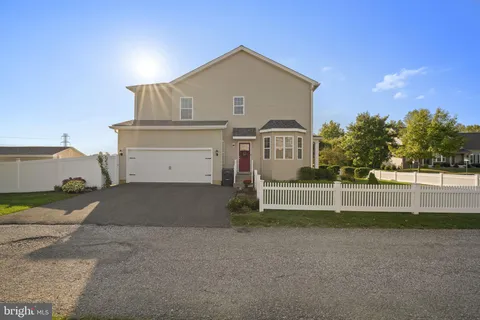 $575,000 | 63 Pelham Drive, Coatesville, PA 19320