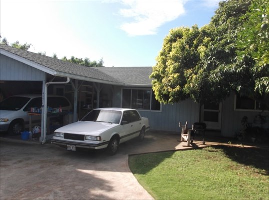 4971 Ea Road Kapaa, HI 96746 - Photo 16 of 25 a car parked in front of a house