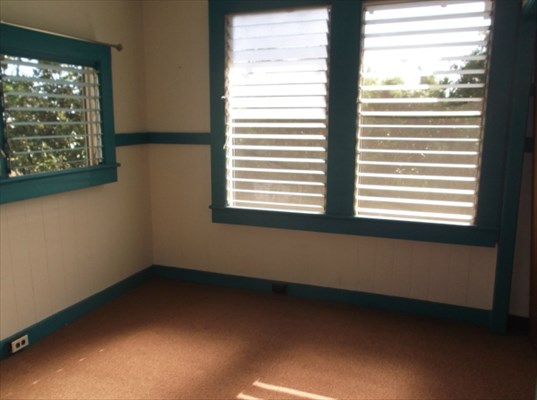 4971 Ea Road Kapaa, HI 96746 - Photo 7 of 25 a view of an empty room with a window