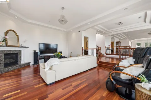$2,995,000 | 1452 Club View Drive, El Cerrito, CA 94530