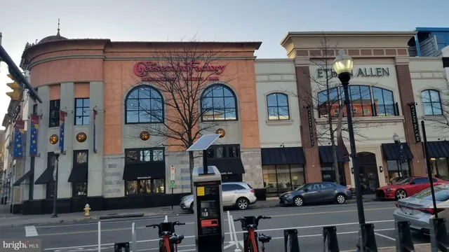 $399,900 | 1301 North Courthouse Road, Unit 705, Arlington, VA 22201