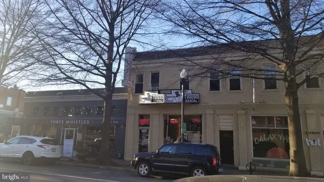 $399,900 | 1301 North Courthouse Road, Unit 705, Arlington, VA 22201