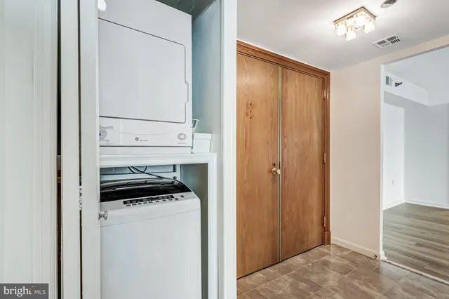 $399,900 | 1301 North Courthouse Road, Unit 705, Arlington, VA 22201