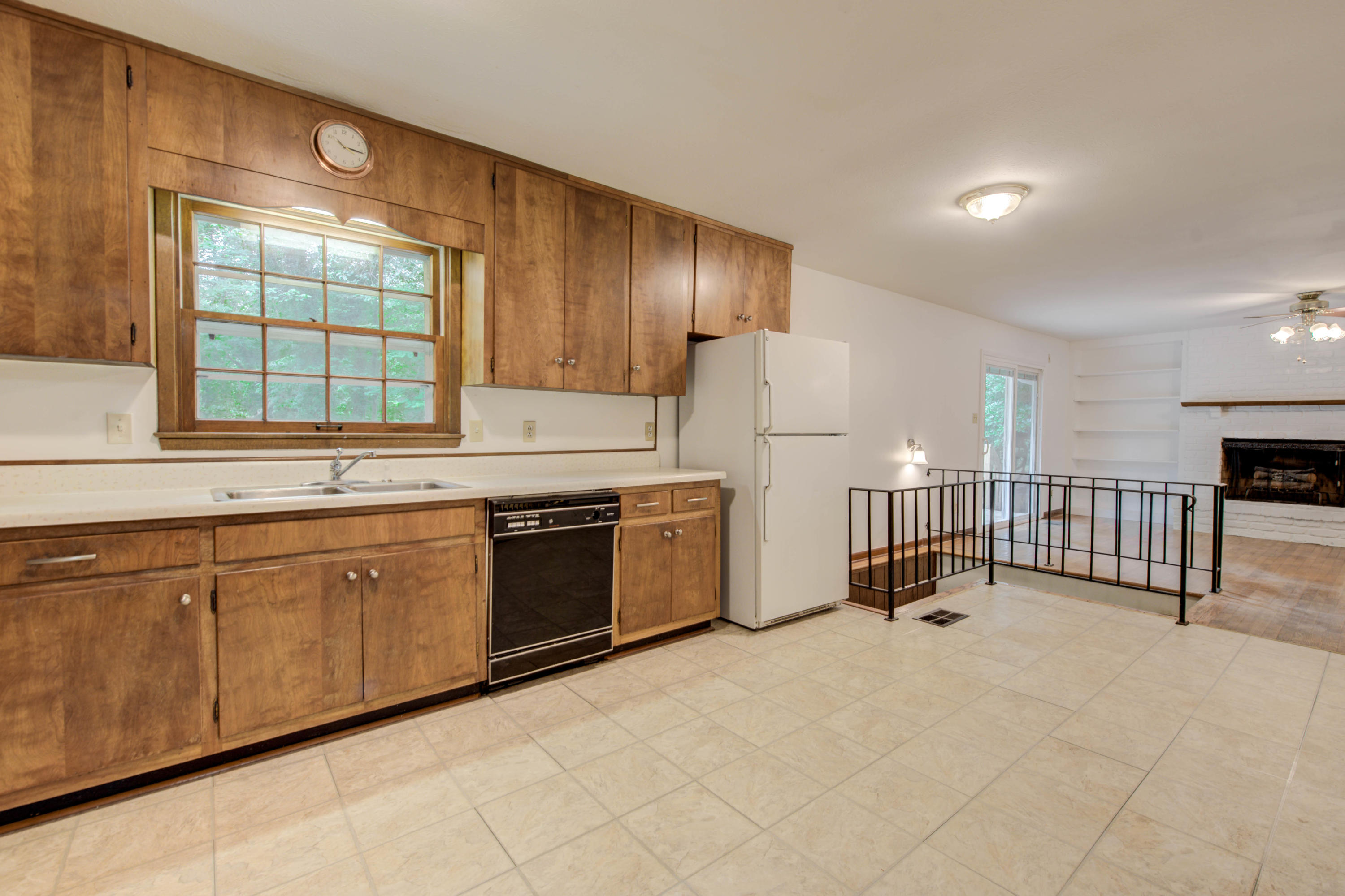 119 Newridge Road Oak Ridge, TN 37830 - Photo 12 of 34 11