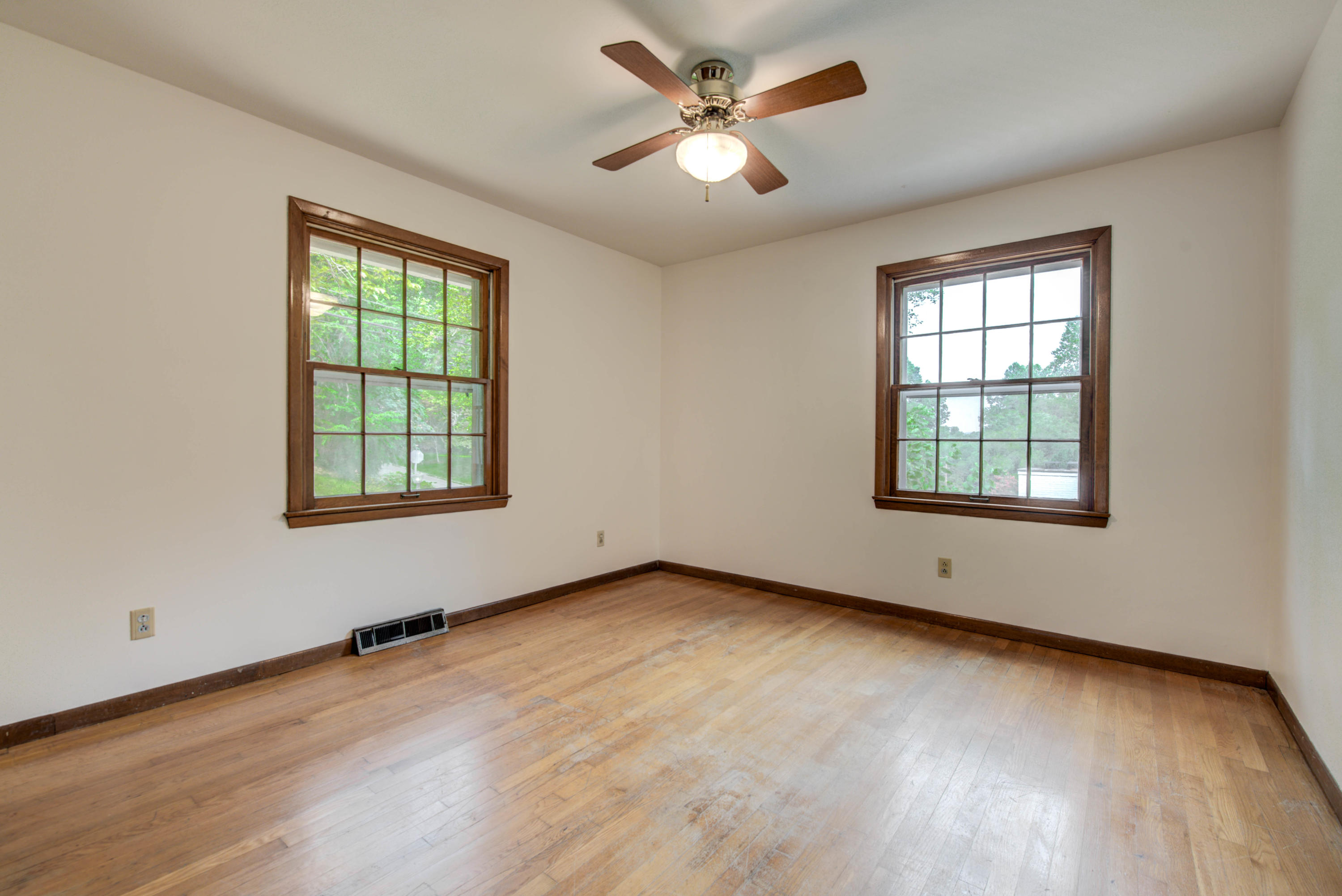 119 Newridge Road Oak Ridge, TN 37830 - Photo 17 of 34 16