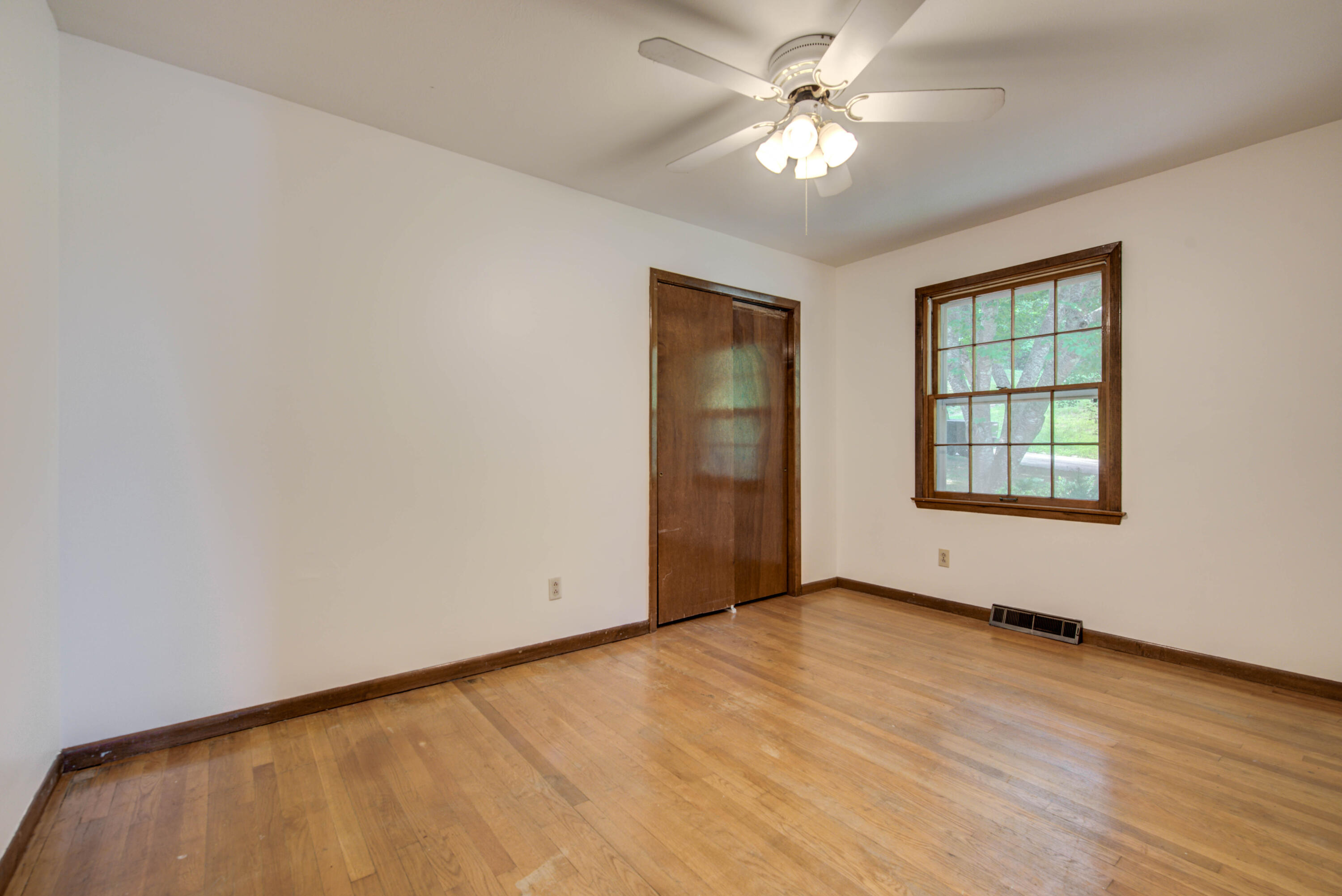 119 Newridge Road Oak Ridge, TN 37830 - Photo 20 of 34 19