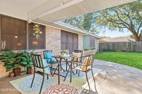 $233,000 | 207 Bambi Drive, Lafayette, LA 70503