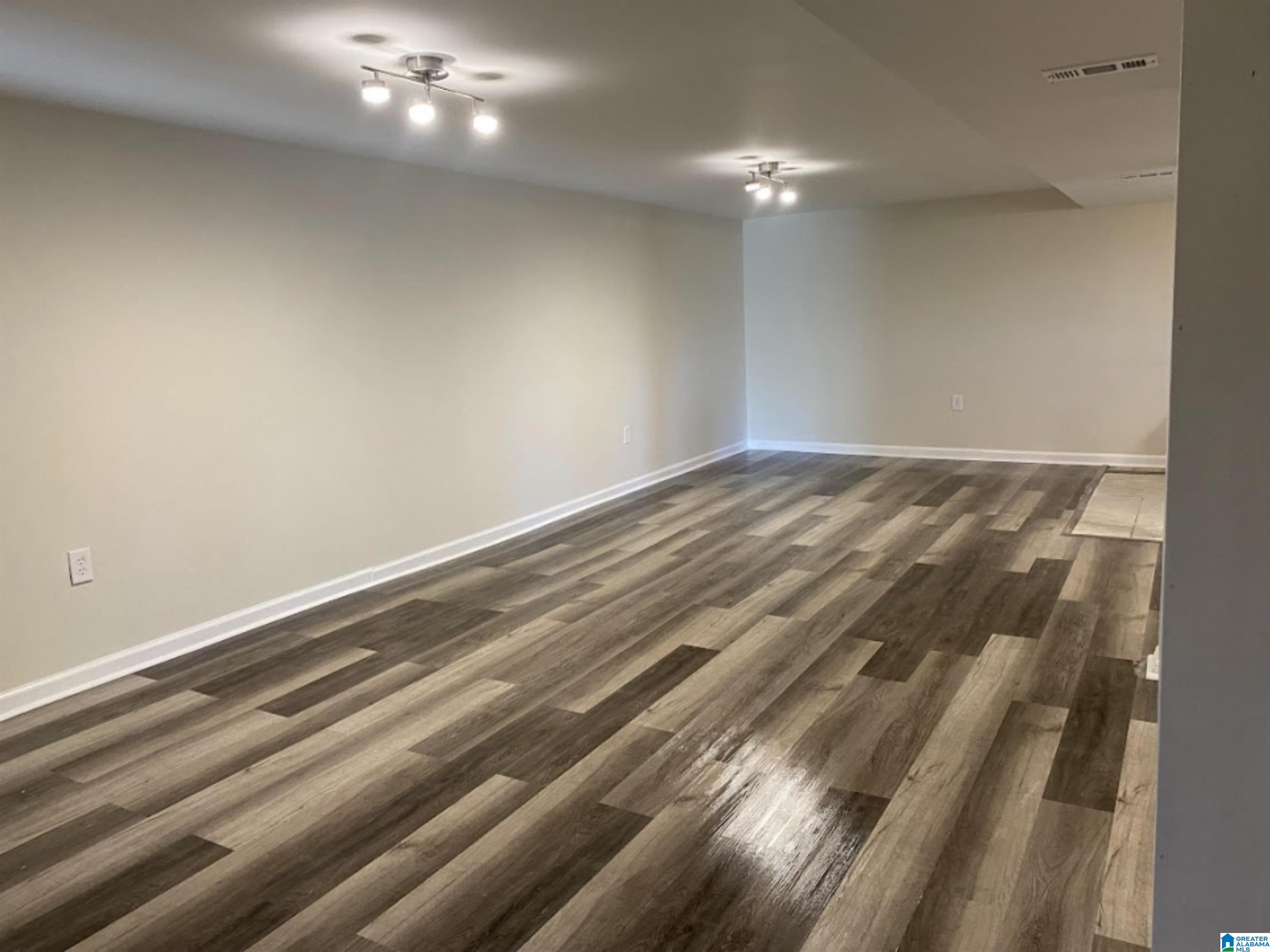 1336 High Point Terrace Birmingham, AL 35235 - Photo 10 of 32