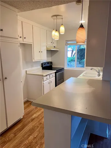 $2,450 | 400 North Acacia Avenue, Unit A17, Fullerton, CA 92831