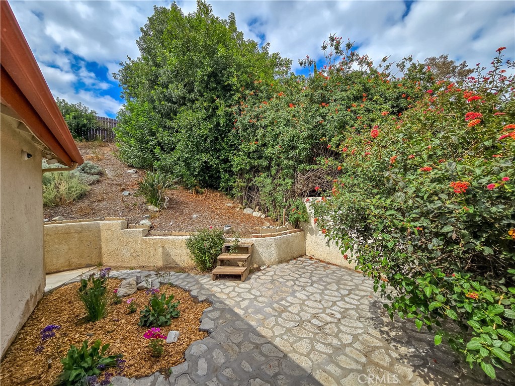 11357 Gramercy Place Riverside, CA 92505 - Photo 9 of 65