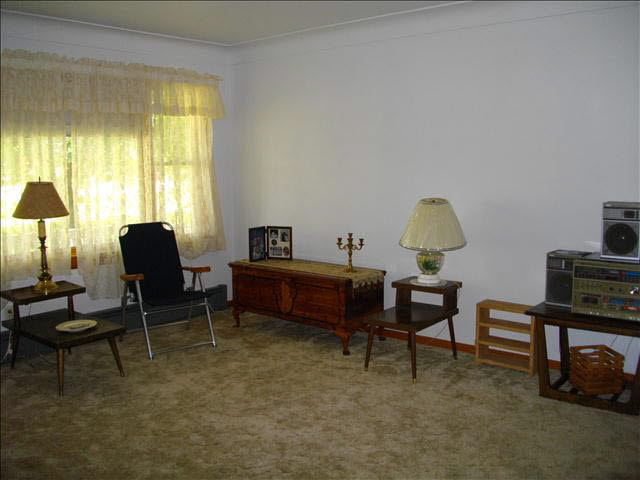 20363698-6.JPG