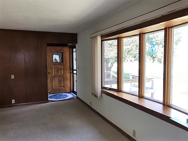 611 West 9th Street Rochester, IN 46975 - Photo 2 of 26