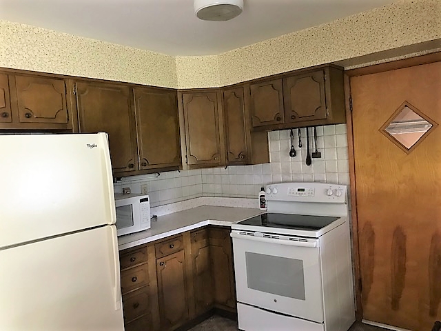 611 West 9th Street Rochester, IN 46975 - Photo 5 of 26