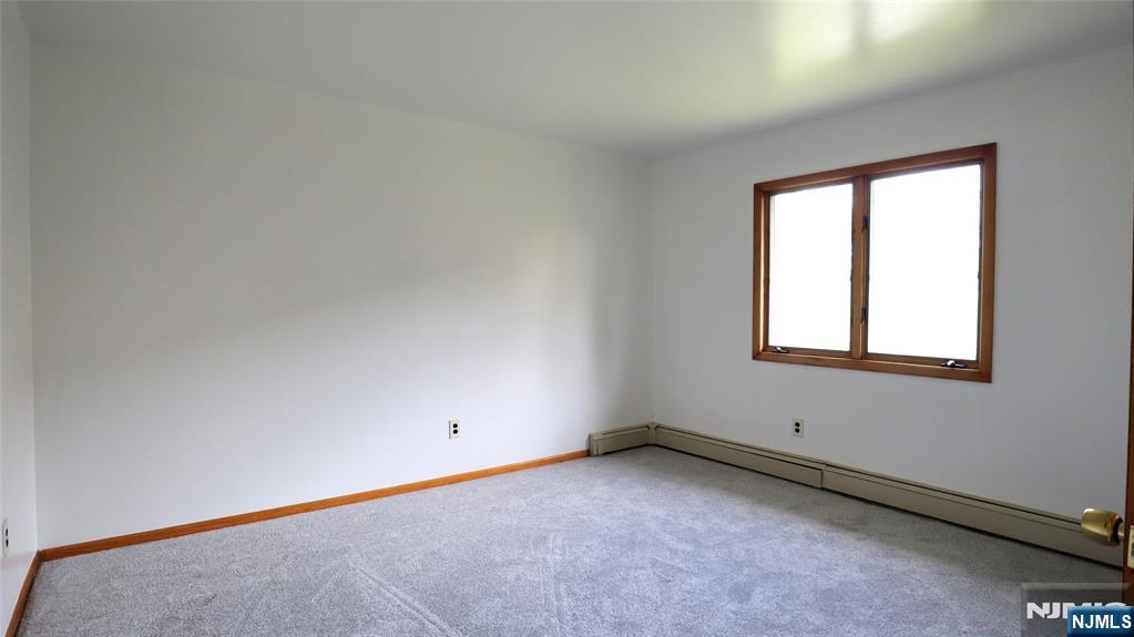 538 Hillside Street, Unit 2 Ridgefield, NJ 07657 - Photo 12 of 35