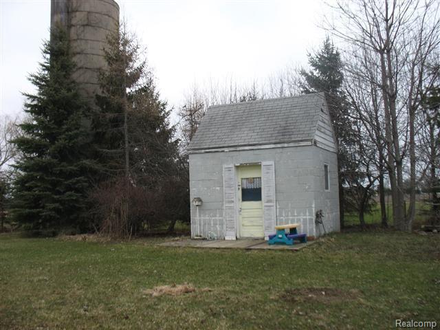 13126 Gilbert Road Memphis, MI 48041 - Photo 22 of 25 Play House