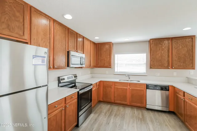 $2,245 | 683 Southland Lane, Orange Park, FL 32065