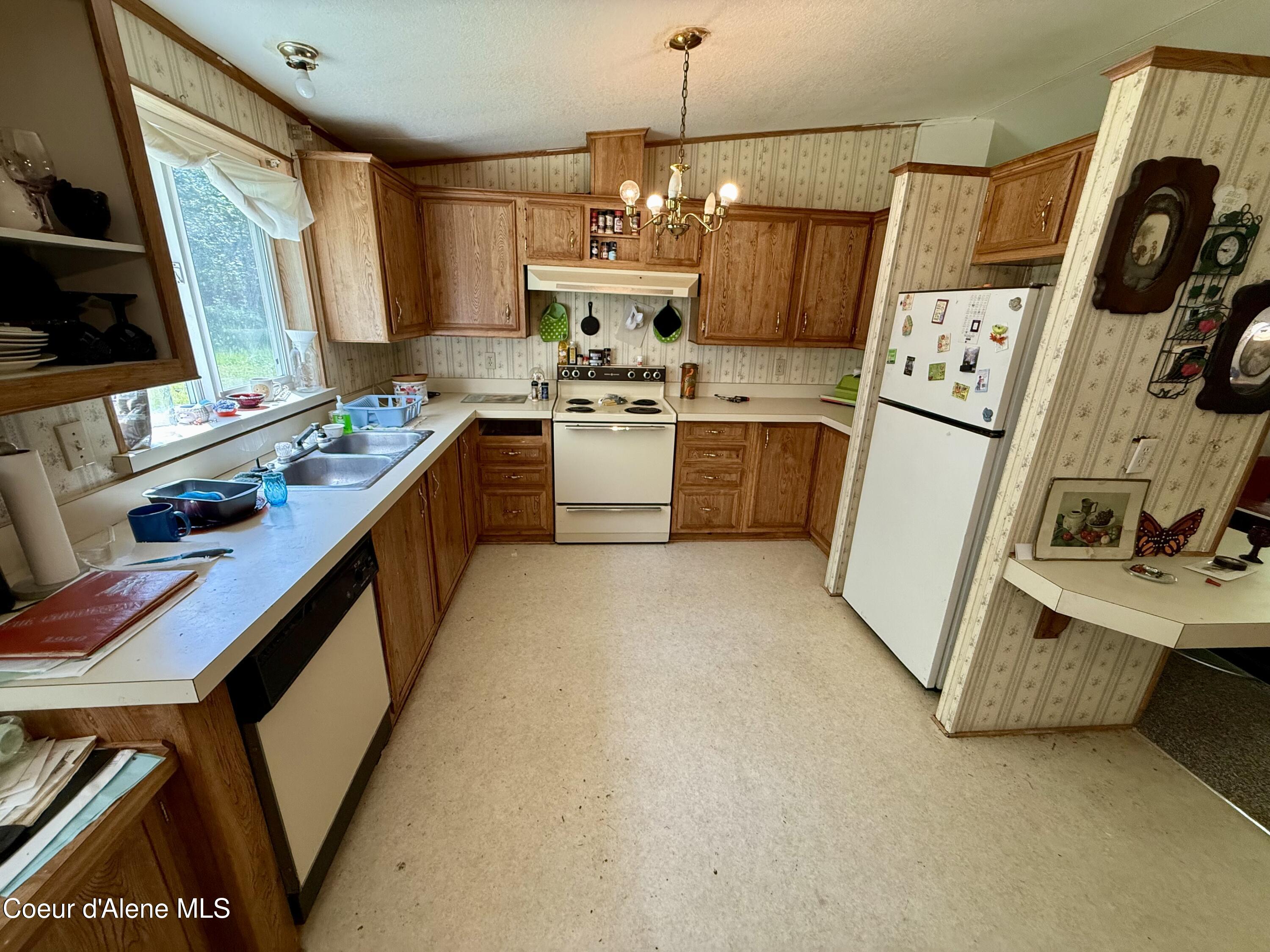 1068 Moon Gulch Road Kellogg, ID 83837 - Photo 15 of 53 35