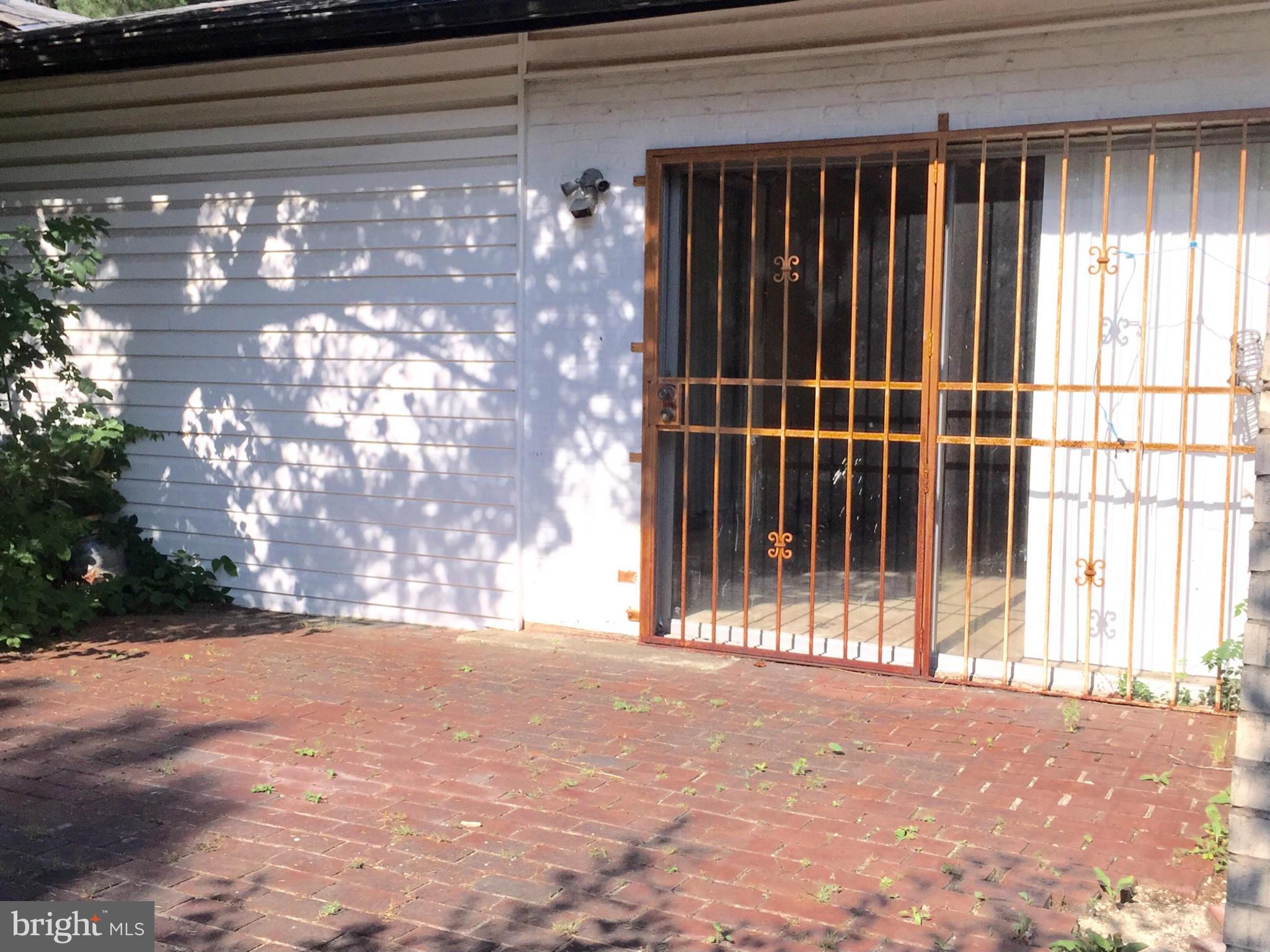 6800 Trexler Road Hyattsville, MD 20784 - Photo 5 of 5 Exterior (Rear)