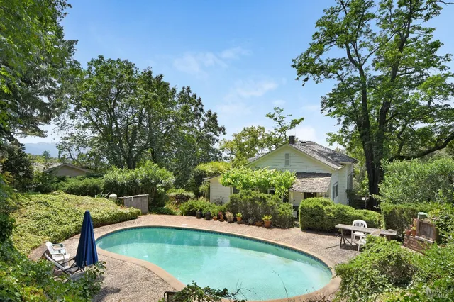 $1,795,500 | 2400 Nelligan Road, Glen Ellen, CA 95442