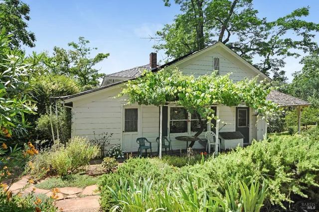 $1,795,500 | 2400 Nelligan Road, Glen Ellen, CA 95442