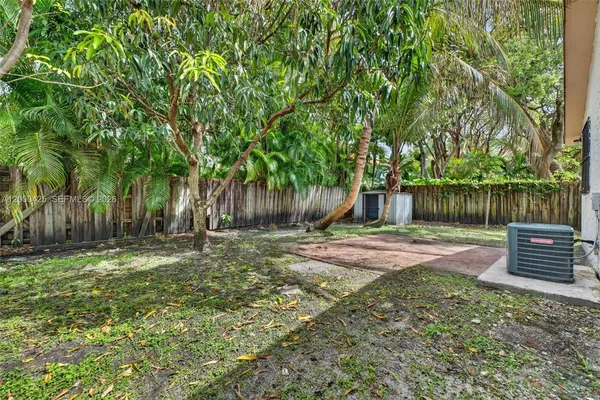 $3,200 | 3147 McDonald Street, Unit 2, Miami, FL 33133