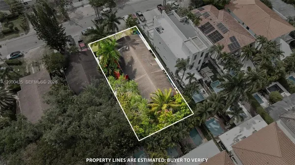 $3,200 | 3147 McDonald Street, Unit 2, Miami, FL 33133