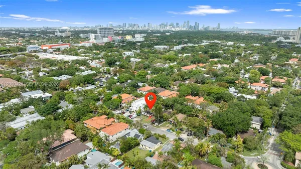 $3,200 | 3147 McDonald Street, Unit 2, Miami, FL 33133