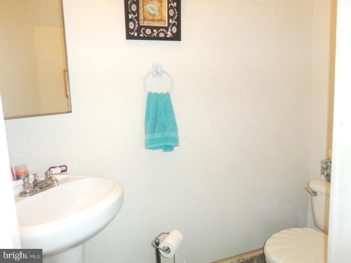 529 Clements Bridge Road Barrington, NJ 08007 - Photo 20 of 25 Gallery Image 20