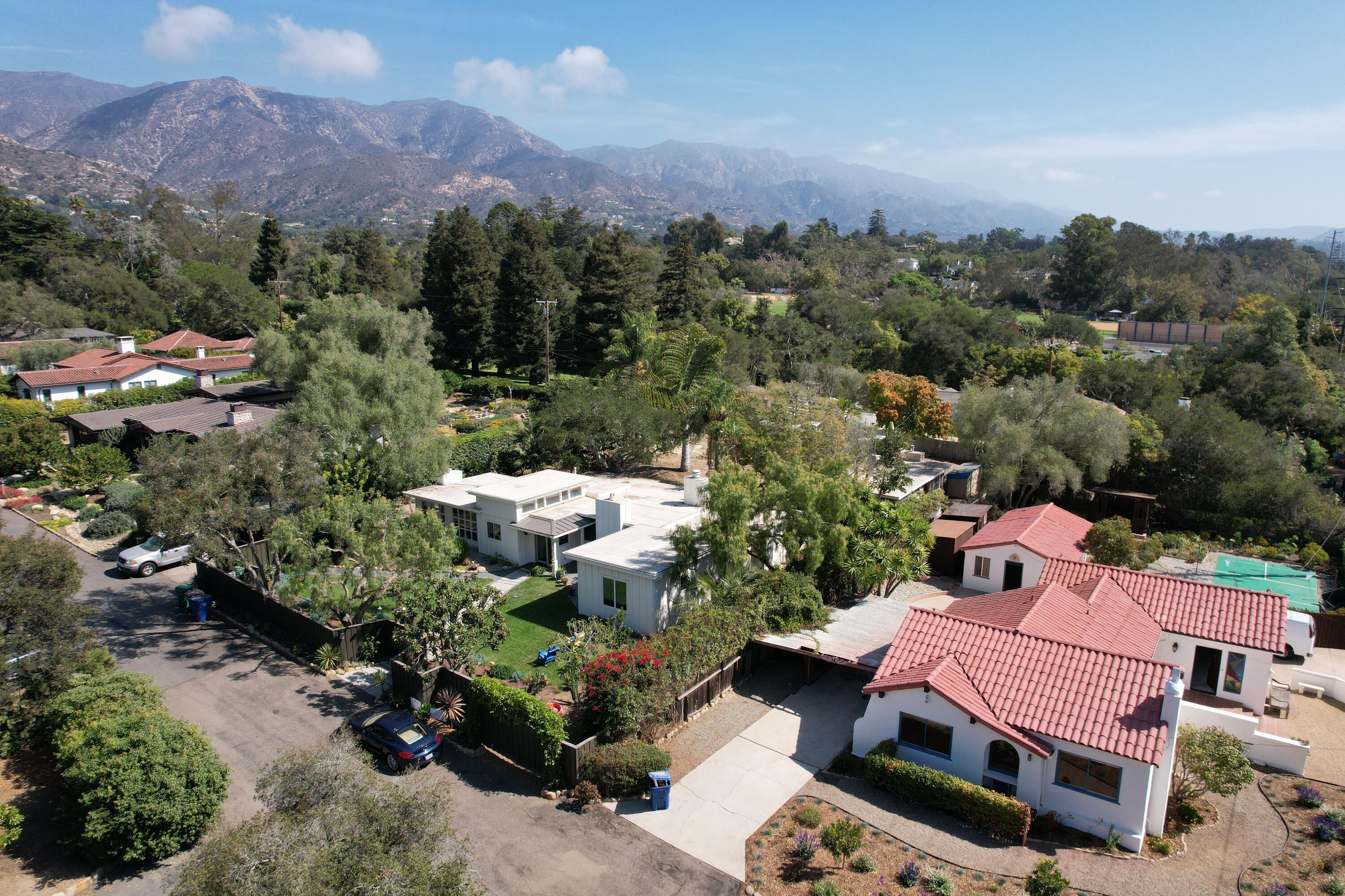 1434 School House Road Montecito, CA 93108 - Photo 3 of 19 Aerial