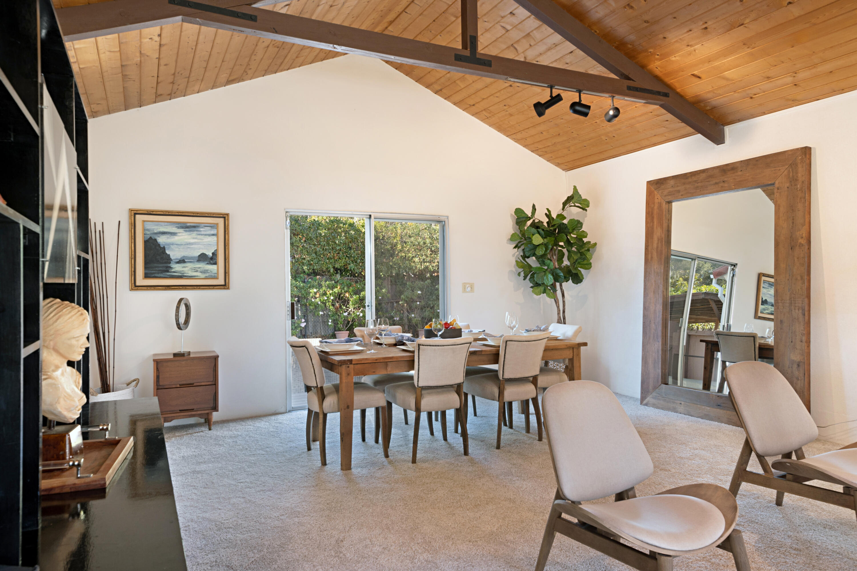 1434 School House Road Montecito, CA 93108 - Photo 5 of 19 Formal Dining Room