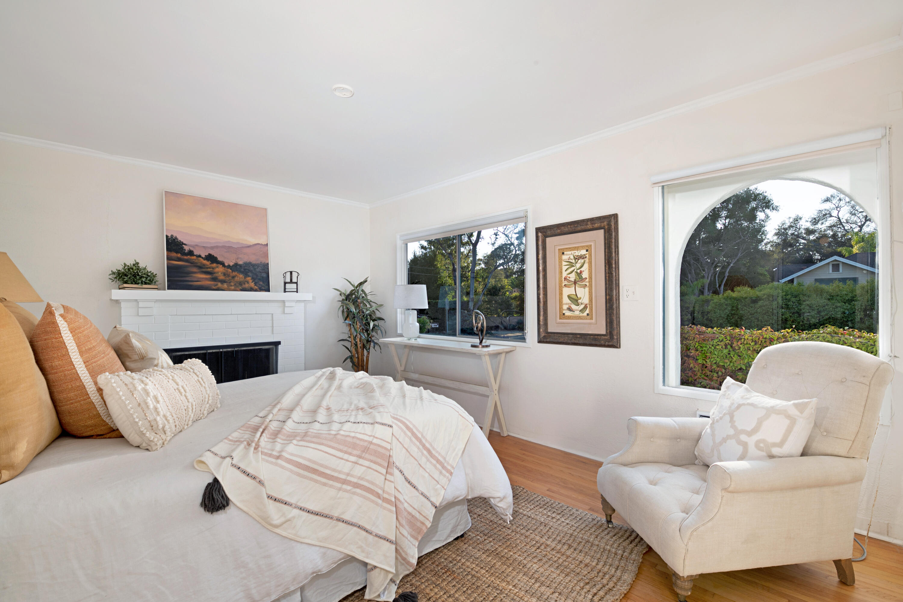 1434 School House Road Montecito, CA 93108 - Photo 8 of 19 Master Bedroom
