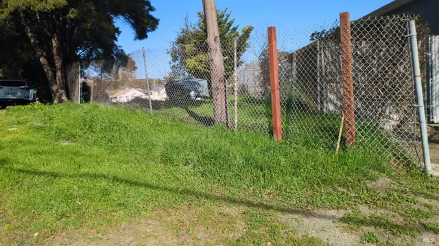 a view of road with tree