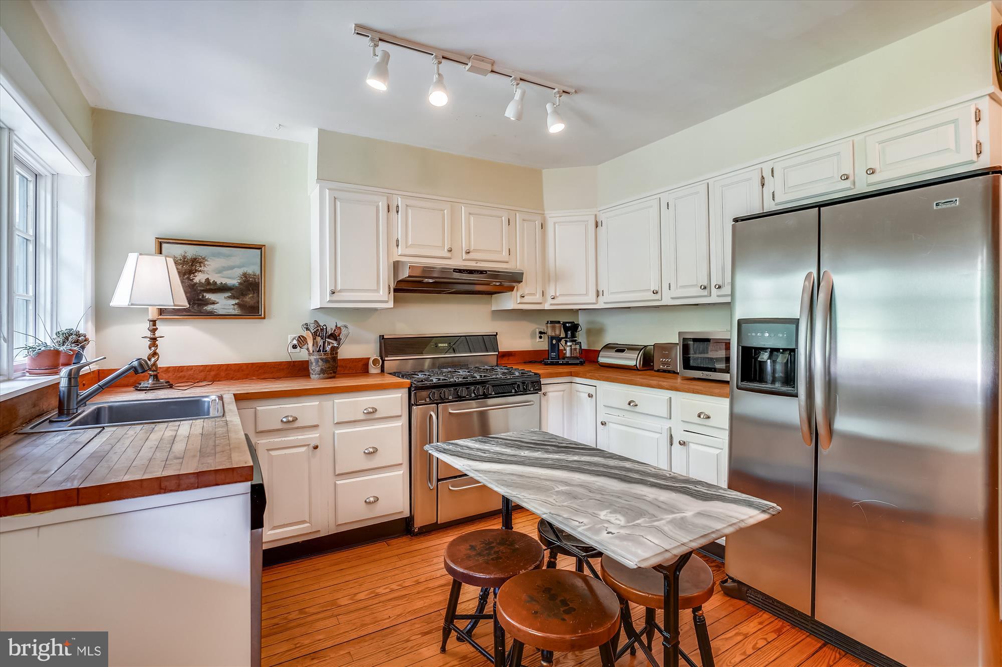 4902 Wilmslow Road Baltimore, MD 21210 - Photo 19 of 62 Kitchen