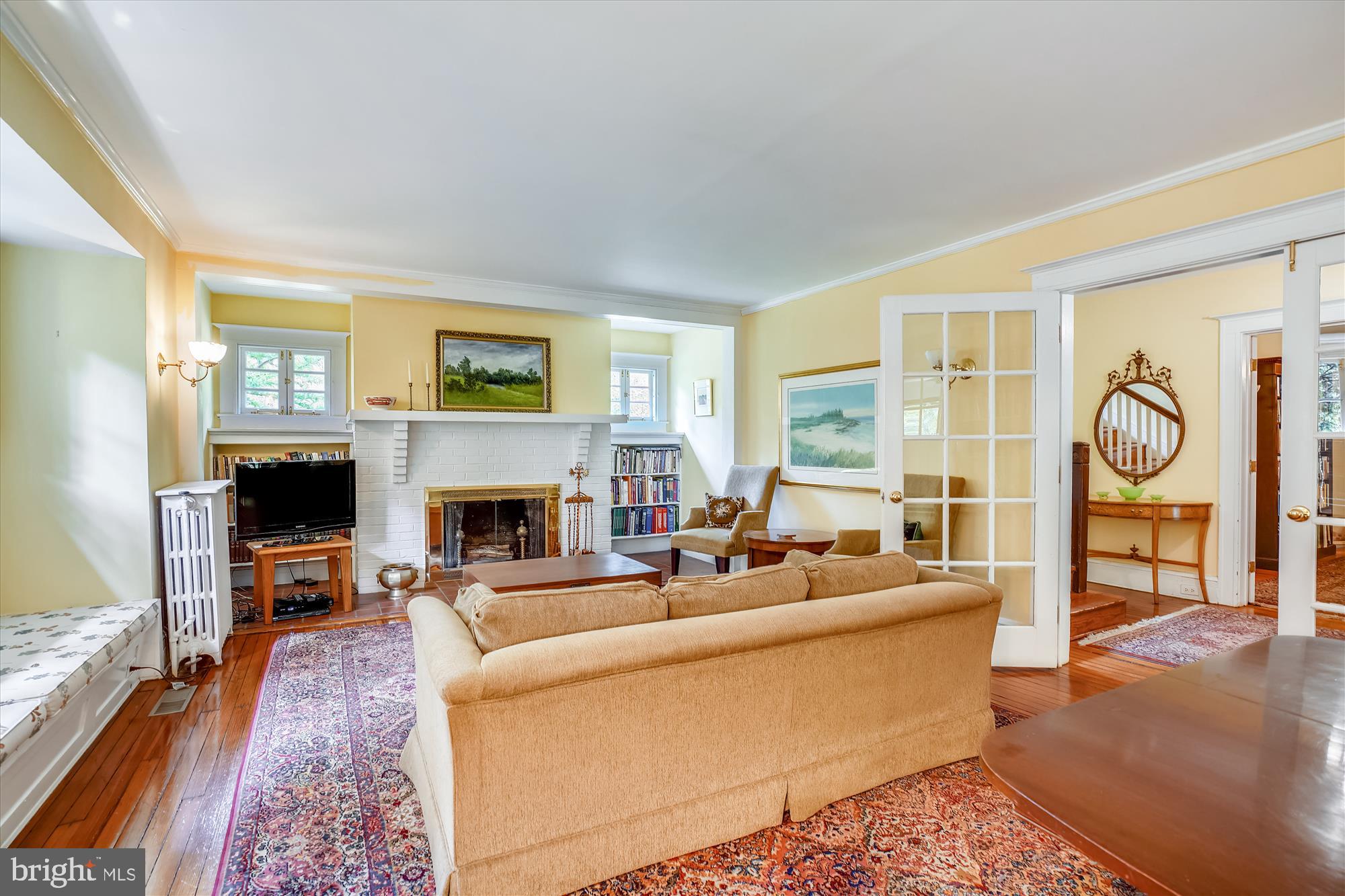 4902 Wilmslow Road Baltimore, MD 21210 - Photo 10 of 62 Living room
