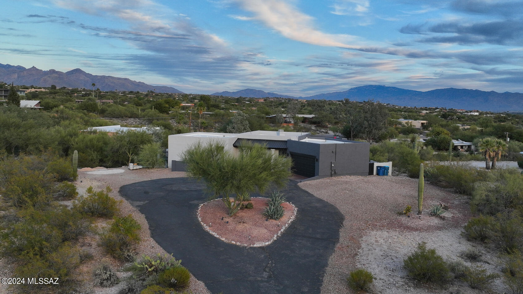 4180 North Swan Road Tucson, AZ 85718 - Photo 45 of 46 Gallery Image 45