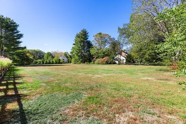 $900,000 | 735 Lowell Road, Concord, MA 01742
