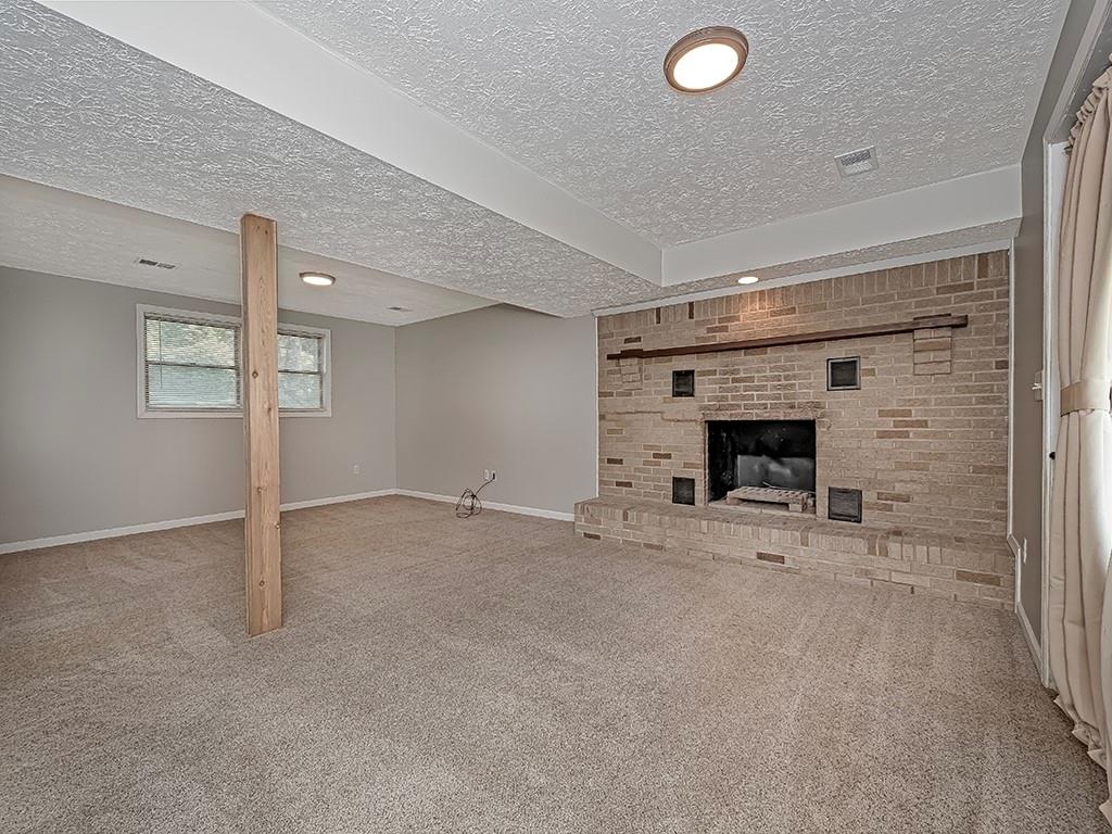516 South Eberhart Road Butler, PA 16001 - Photo 26 of 31 a view of empty room