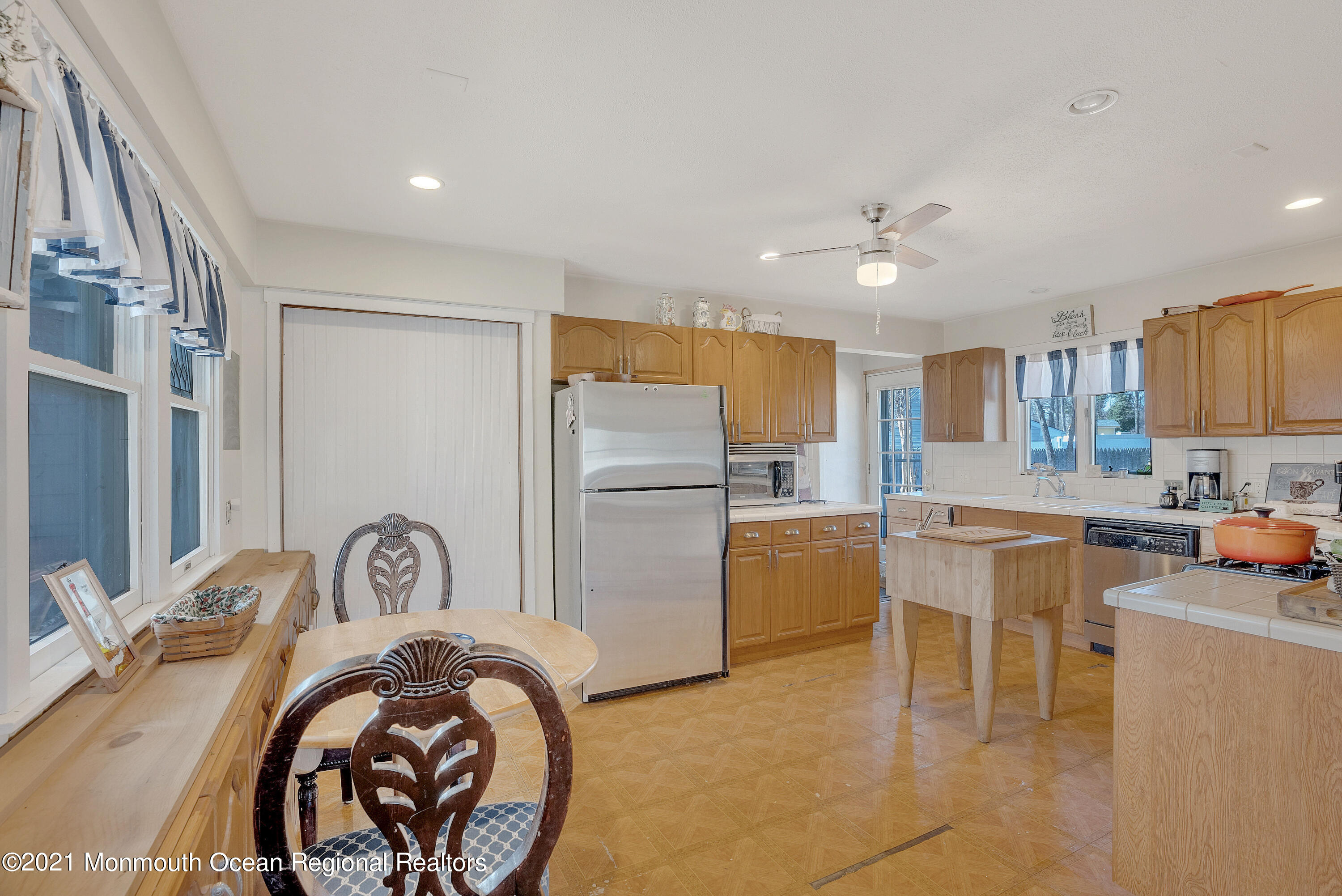3705 River Road Point Pleasant, NJ 08742 - Photo 14 of 39 014_mjb01061