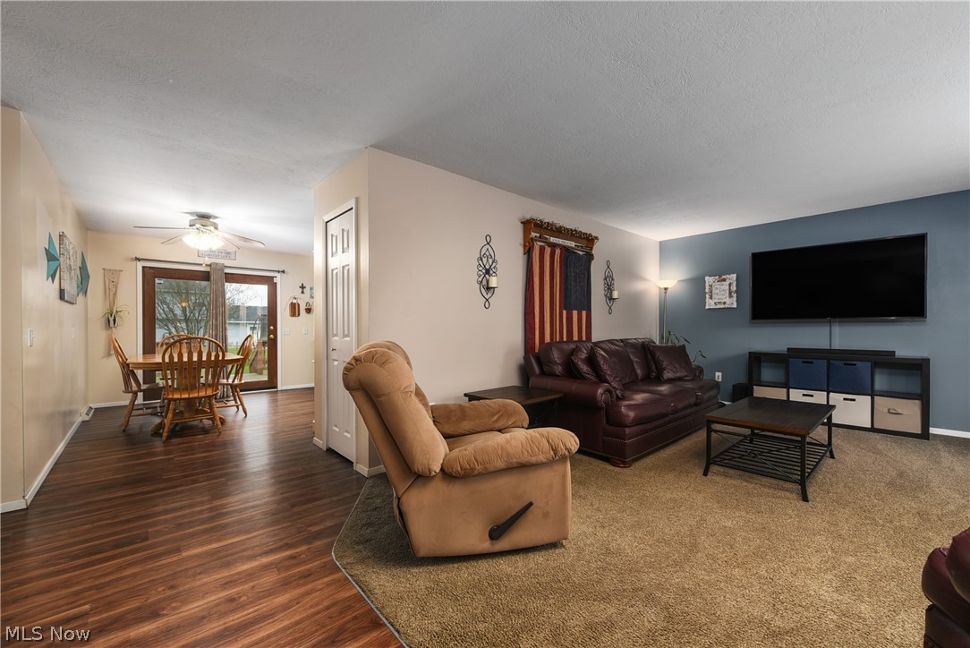 1076 Novak Road Grafton, OH 44044 - Photo 2 of 35 Gallery Image 2