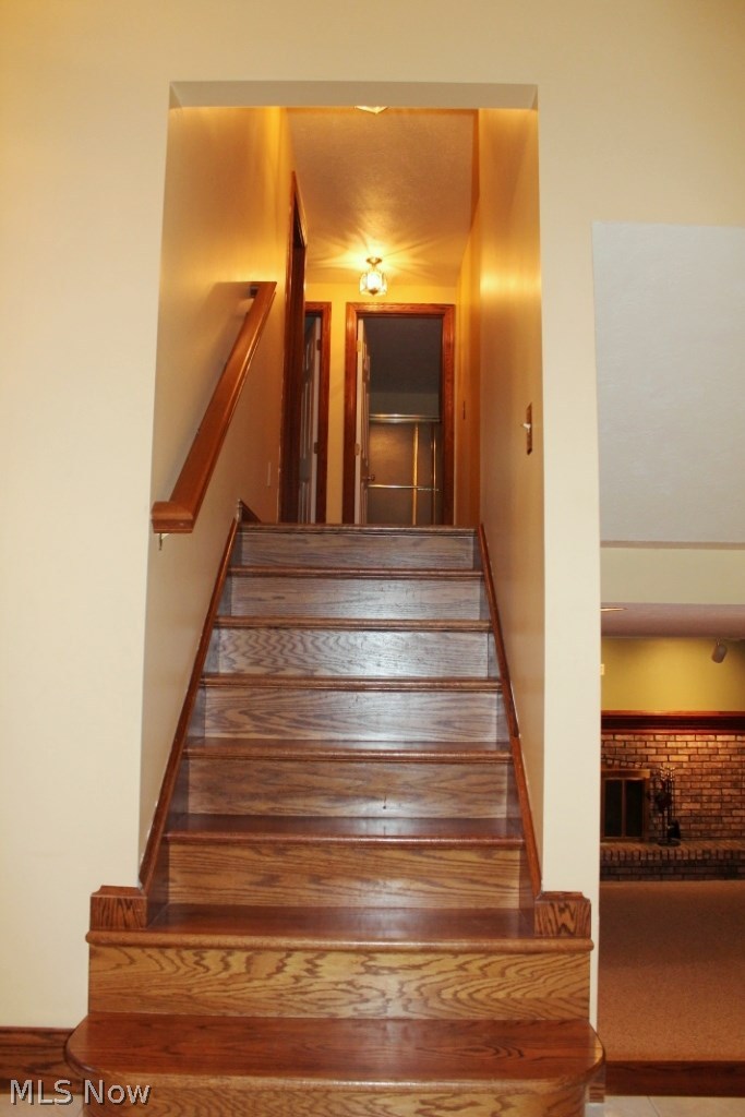 13088 Drake Road Strongsville, OH 44136 - Photo 7 of 22