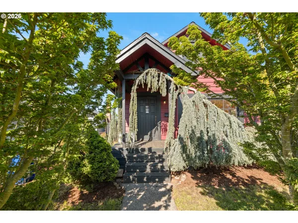 $299,900 | 3909 Southeast 69th Avenue, Portland, OR 97206