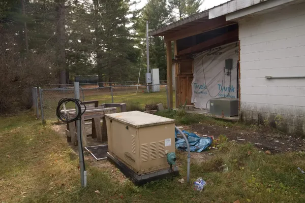 $325,000 | N10008 Parkway Road, Stephenson, WI 54114