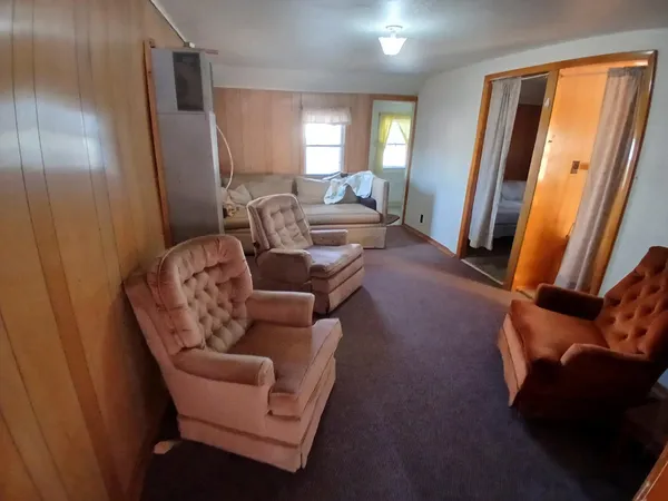 $325,000 | N10008 Parkway Road, Stephenson, WI 54114