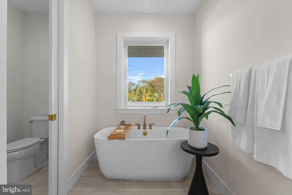 $2,790,000 | 7047 Liberty Lane, Unit 32, McLean, VA 22101