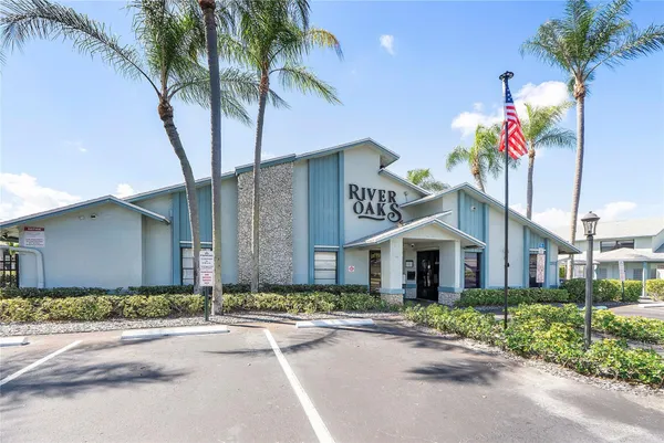 $393,900 | 9149 Southwest 21st Court, Unit F, Boca Raton, FL 33428