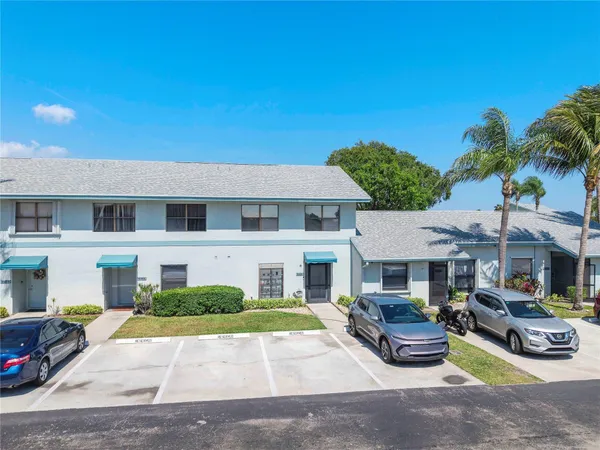 $393,900 | 9149 Southwest 21st Court, Unit F, Boca Raton, FL 33428
